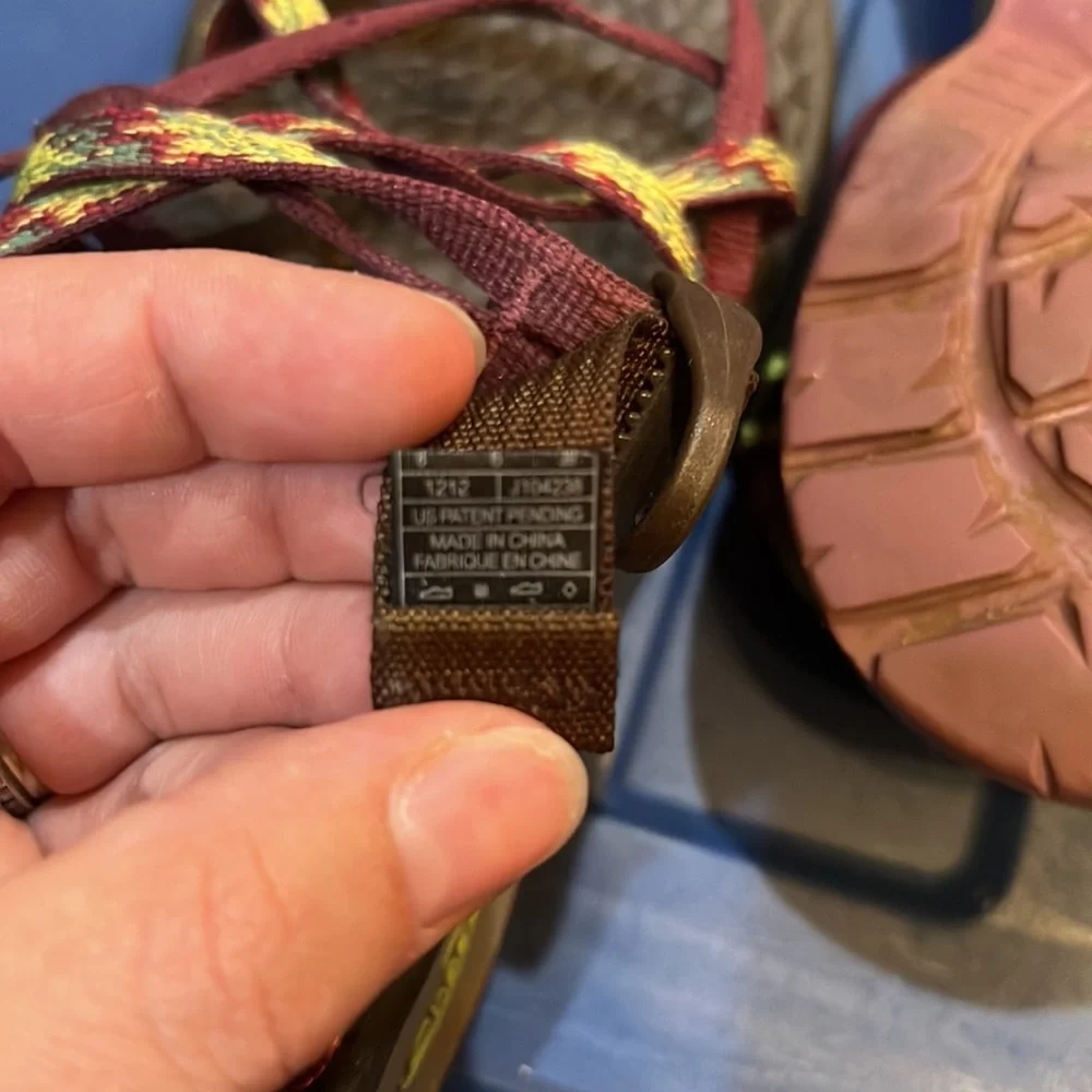 Women’s Chaco sandals size 8 - Picture 5 of 6